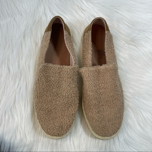 Toms Sunset Faux Shearling Slip On Sneakers size 8 - Picture 2 of 9